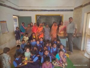 प्राथमिक शाला खम्हार टोला 02 मे ” पढ़ाई तिहार ” “अंगना म शिक्षा मेले” का आयोजन ।