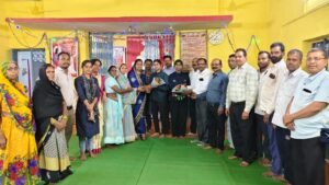 तहसील साहू संघ दल्ली राजहरा  ने   समाज के बेटियों को आईएबीएफ फाइट नाइट में प्रतिनिधित्व करने के लिए भी बधाई ।